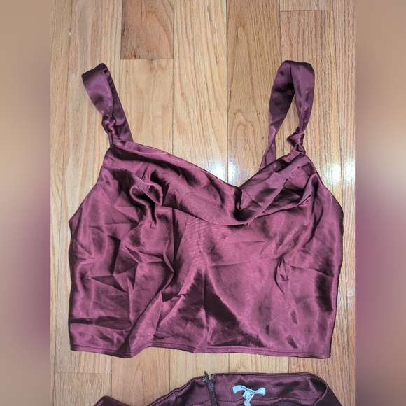 17. NWT TULAROSA OLIVIA SKIRT SET - Picture 8 of 9